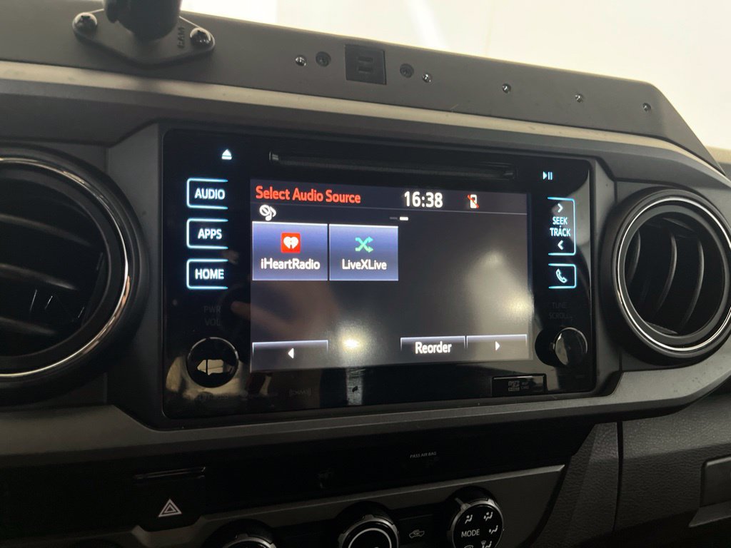 Used 2018 Toyota Tacoma TRD Off-Road AWD/4WD image 64