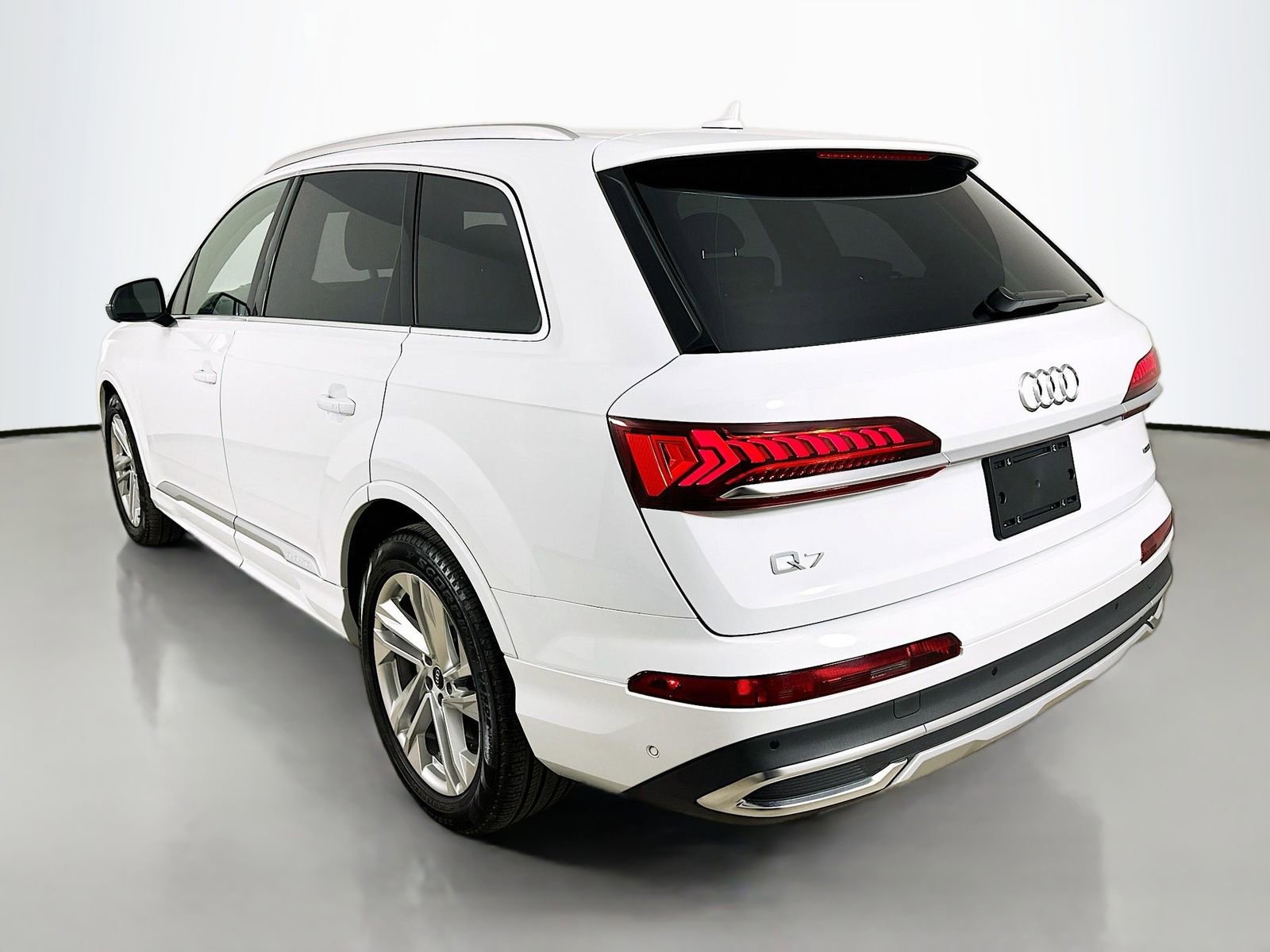 Used 2021 Audi Q7 3.0T Prestige w/ Prestige Package AWD/4WD image 7