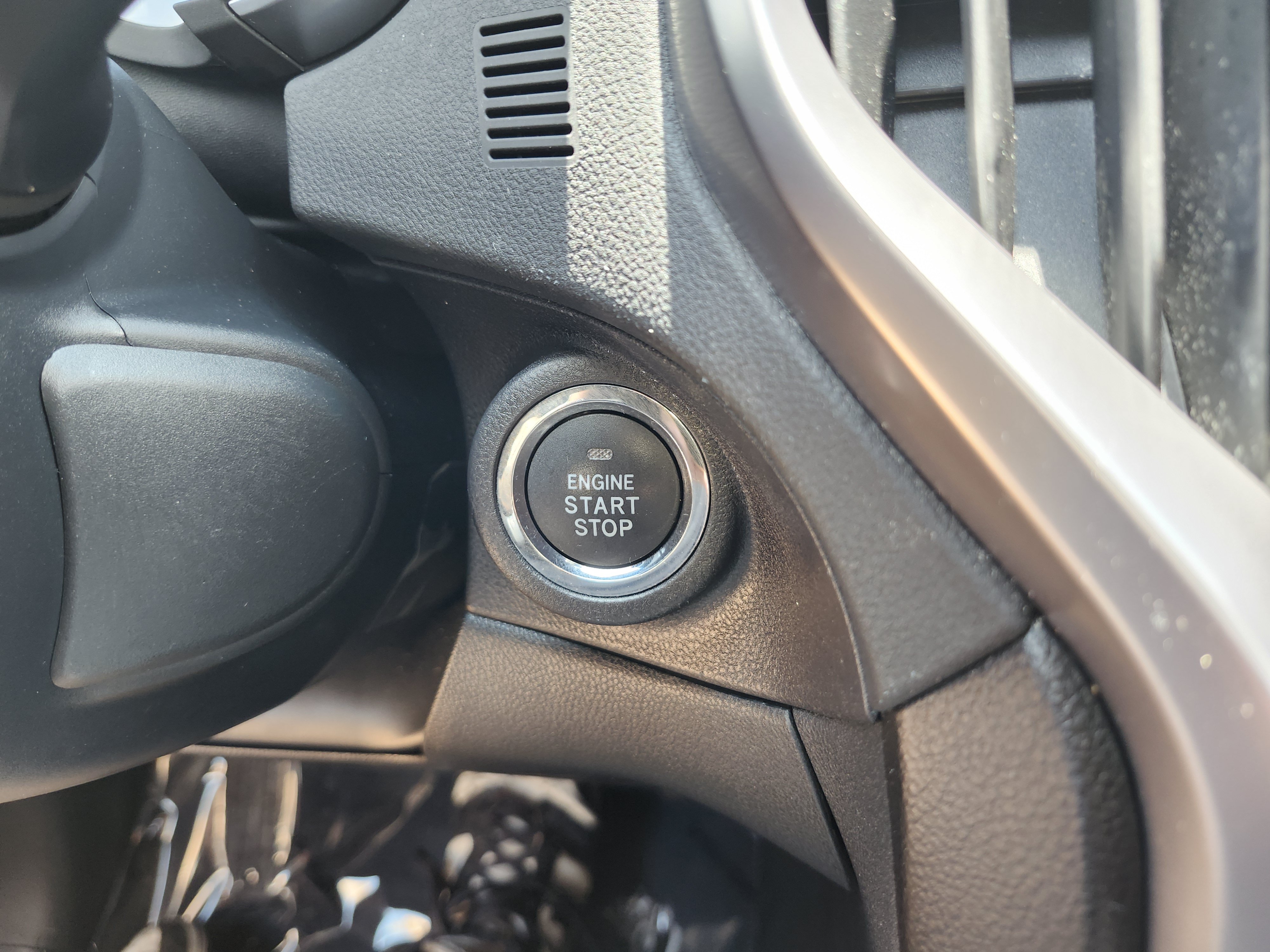 Used 2022 Subaru Ascent Limited AWD/4WD image 6