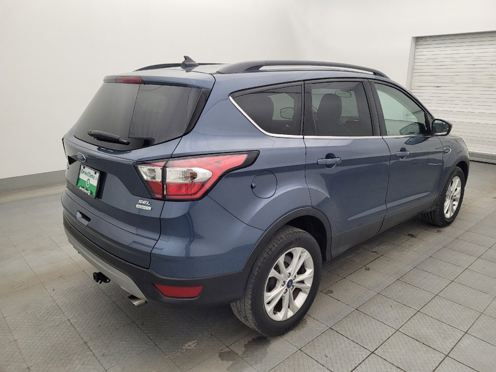 Used 2018 Ford Escape SEL image 9
