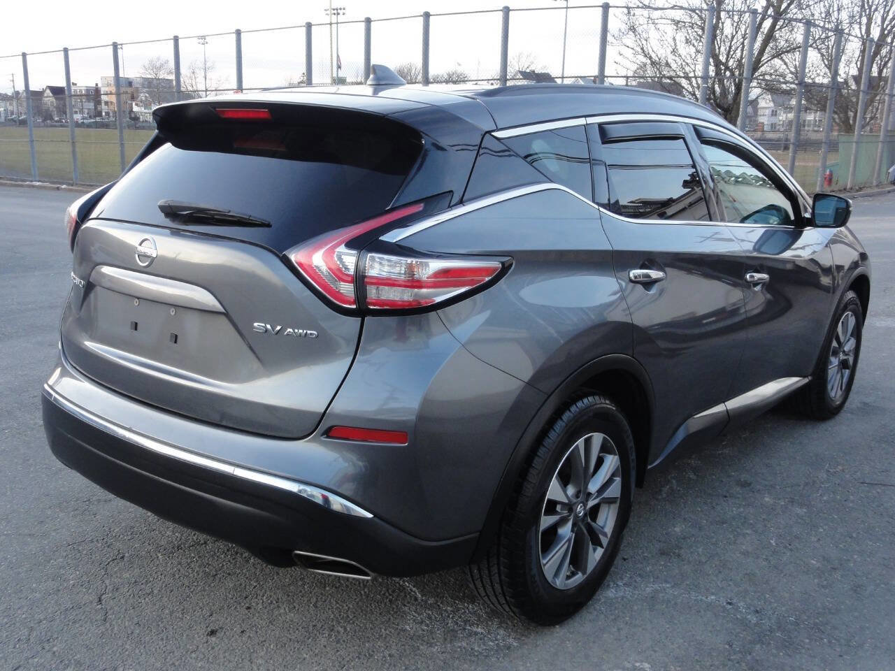 Used 2017 Nissan Murano SV image 3