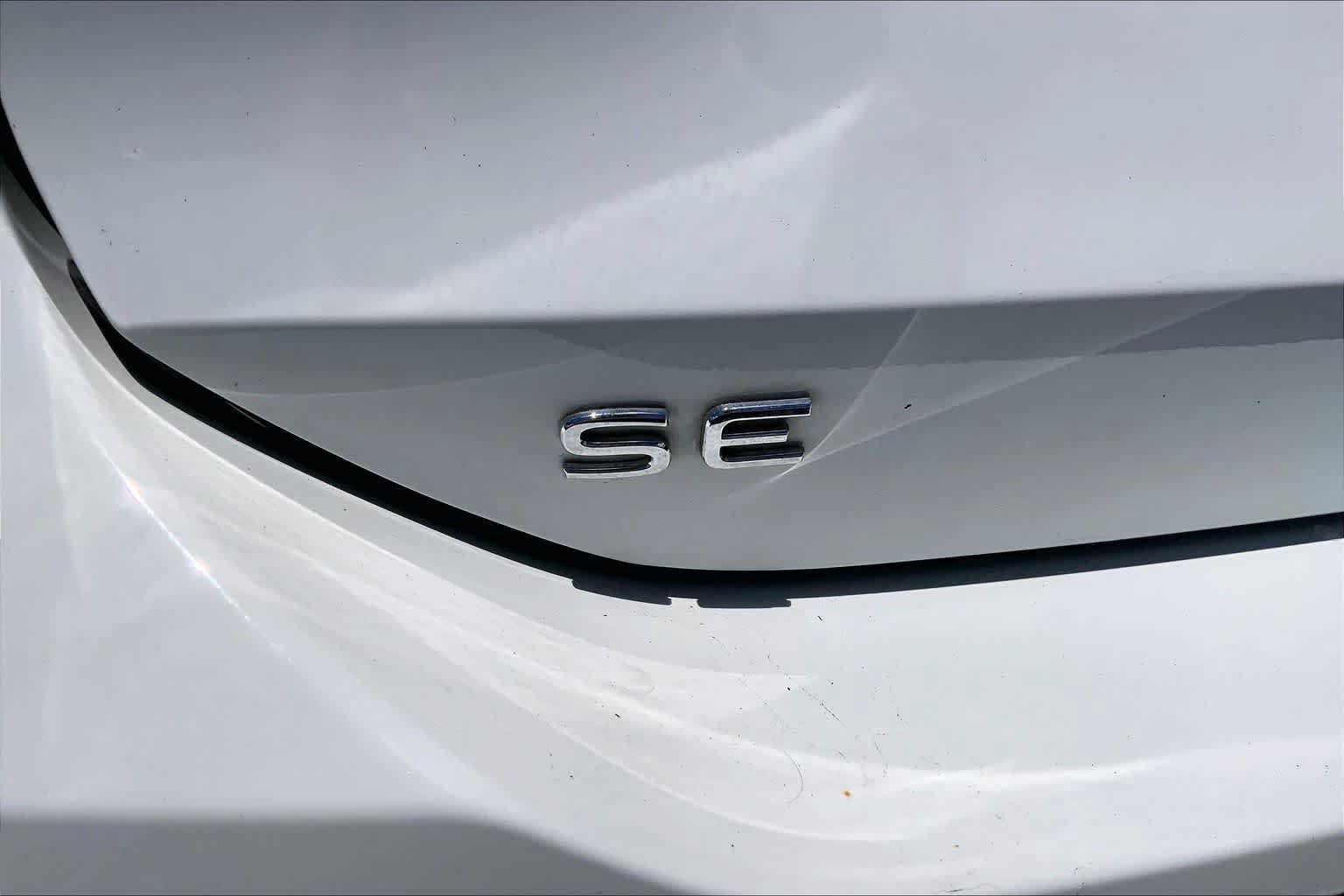 Certified 2025 Volkswagen Tiguan SE AWD/4WD image 7