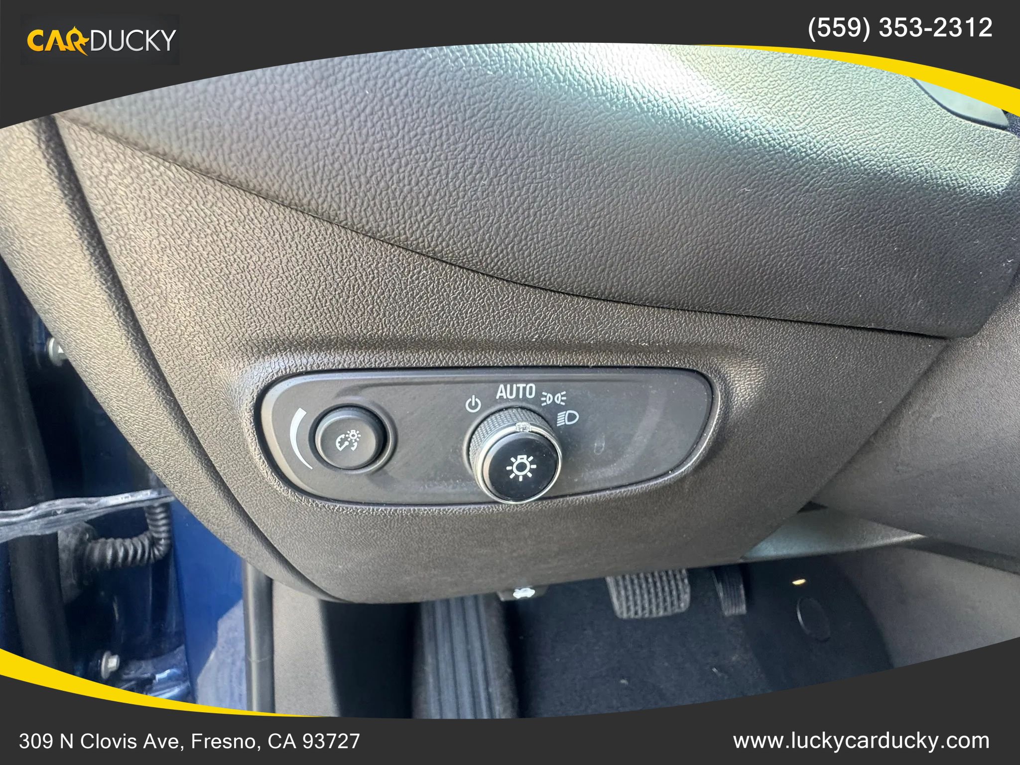 Used 2022 Chevrolet Equinox LT image 11