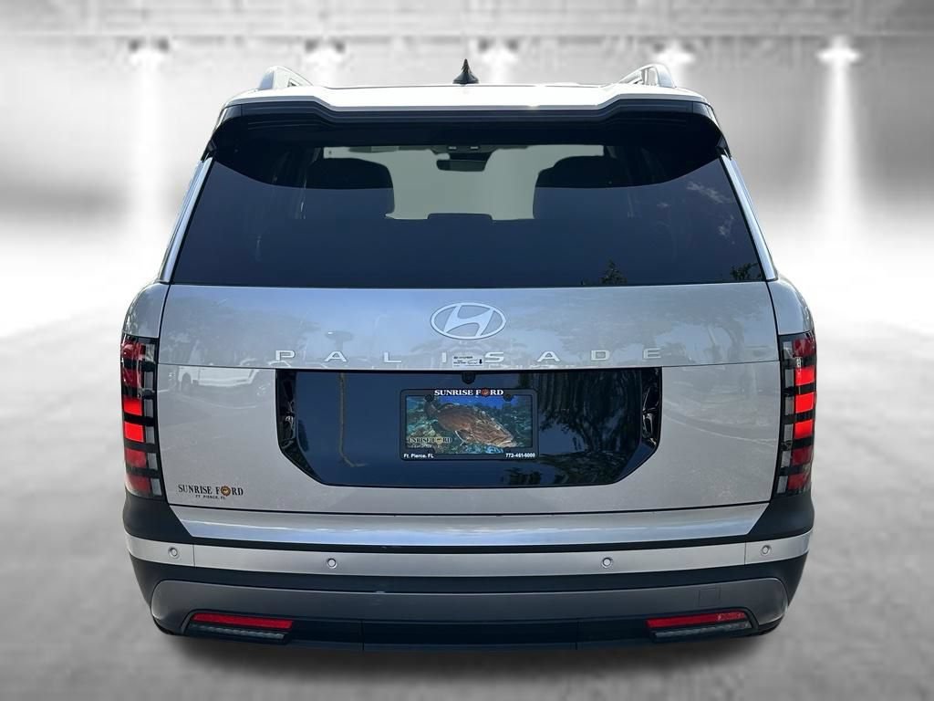 Used 2026 Hyundai Palisade SEL FWD image 6