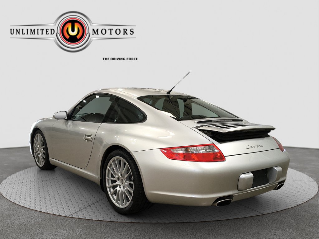 Used 2005 Porsche 911 Carrera RWD image 3