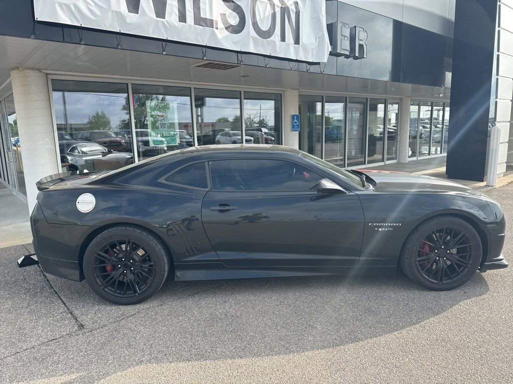 Used 2012 Chevrolet Camaro SS RWD image 5