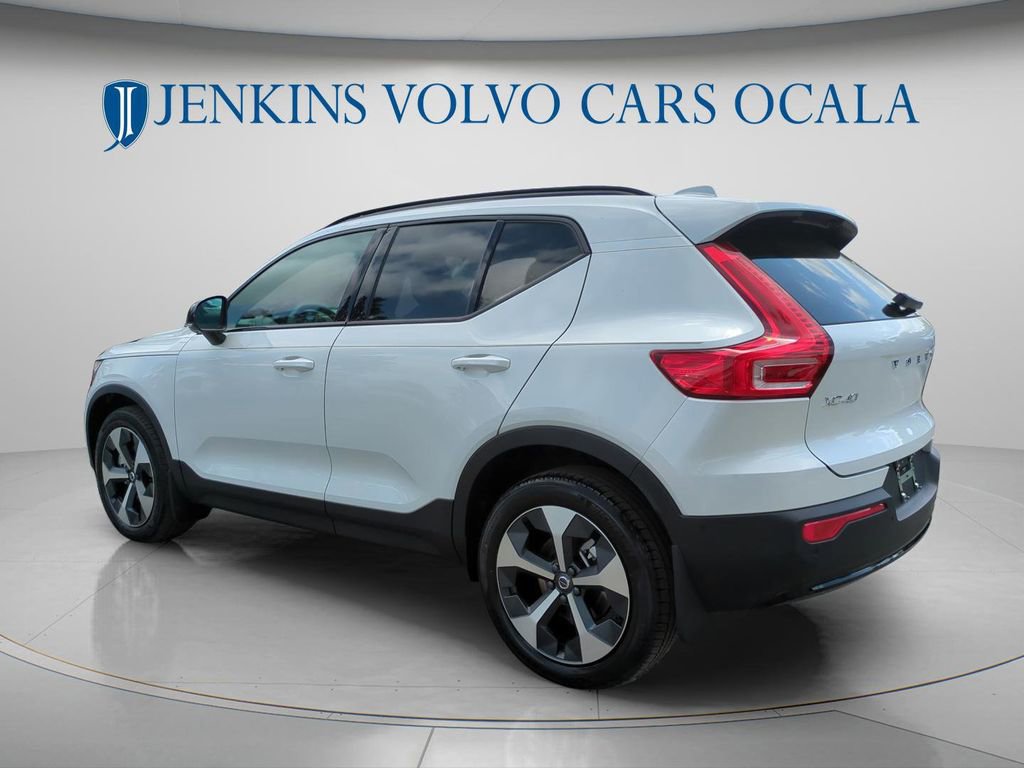 New 2026 Volvo XC40 B5 Plus w/ Protection Package Premier AWD/4WD image 5