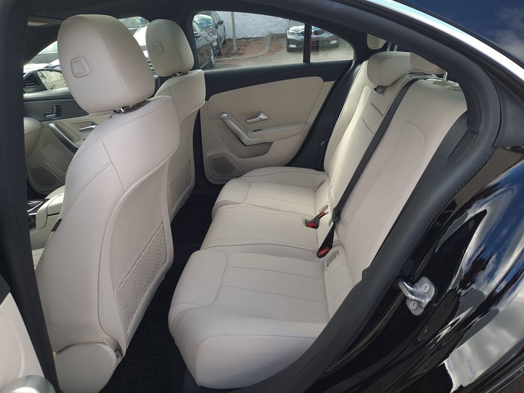 Certified 2025 Mercedes-Benz CLA 250 4MATIC image 25