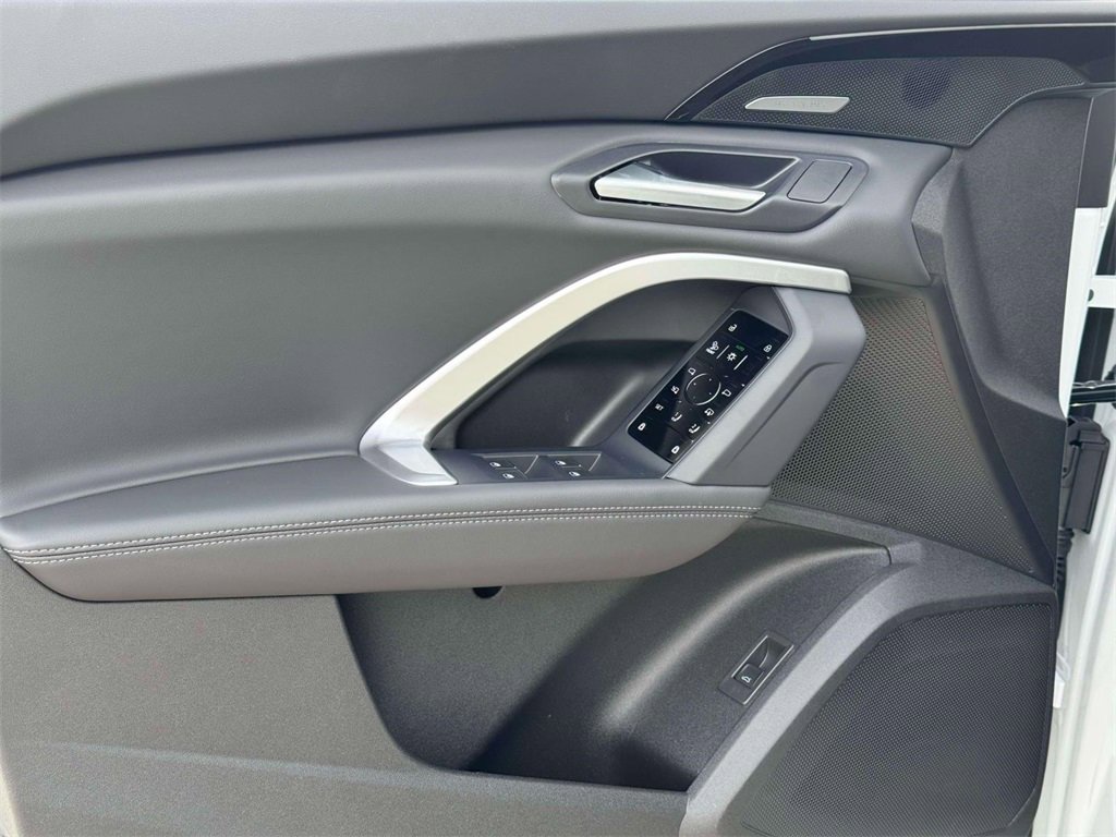 New 2025 Audi Q5 Premium Plus image 9