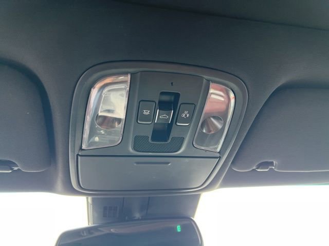 Used 2018 Kia Stinger GT2 image 25