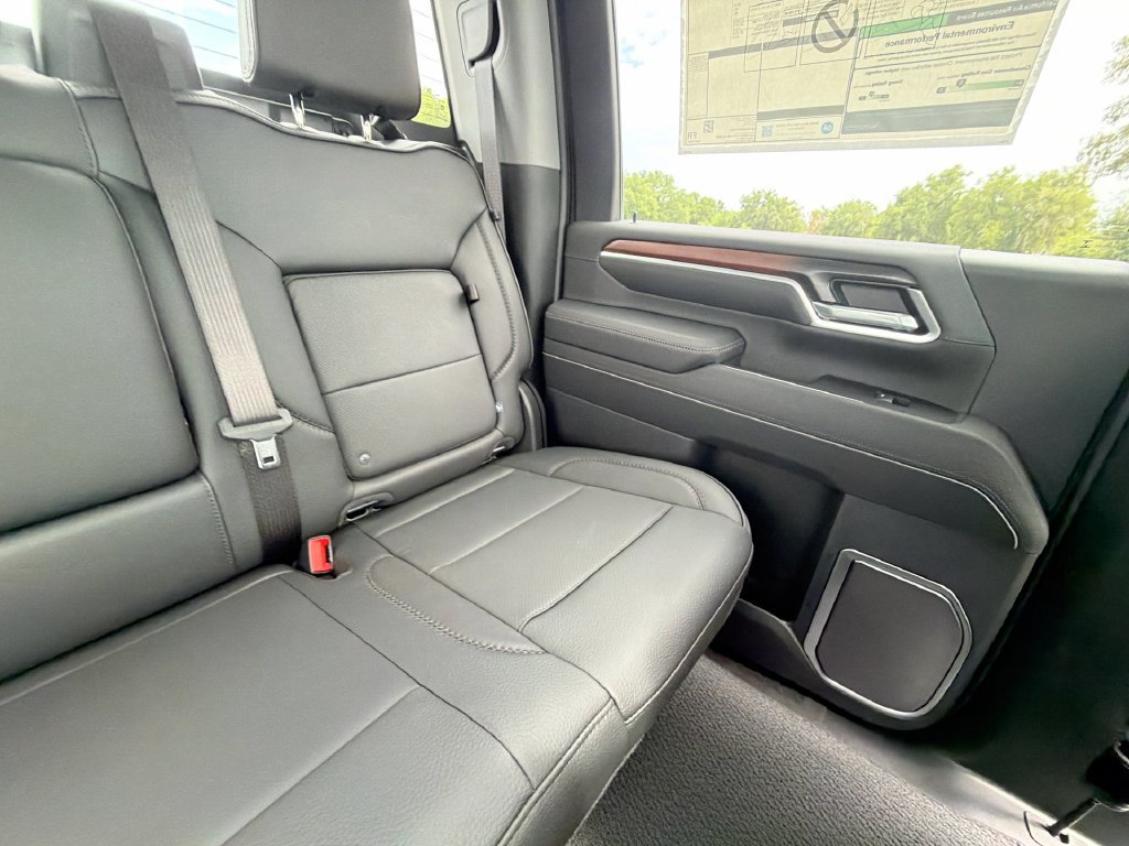 New 2026 GMC Sierra 2500 Denali w/ Denali Reserve Package AWD/4WD image 13