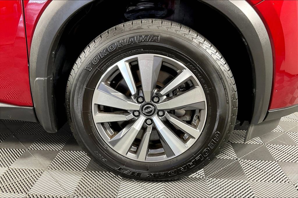 Used 2022 Nissan Pathfinder SL w/ Cargo Package image 11