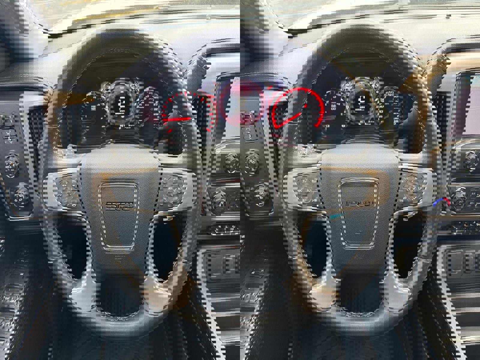 Used 2015 GMC Sierra 1500 Denali w/ Driver Alert Package image 8