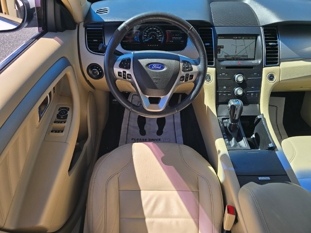 Used 2015 Ford Taurus SEL w/ Equipment Group 201A FWD image 14
