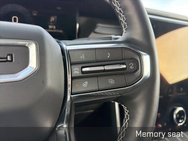 Used 2025 GMC Acadia Denali w/ LPO, Floor Liner Package image 38