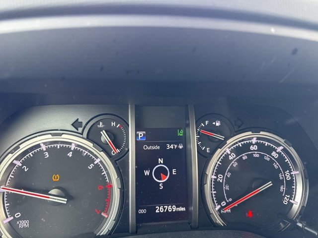 Used 2024 Toyota 4Runner TRD Off-Road Premium image 10