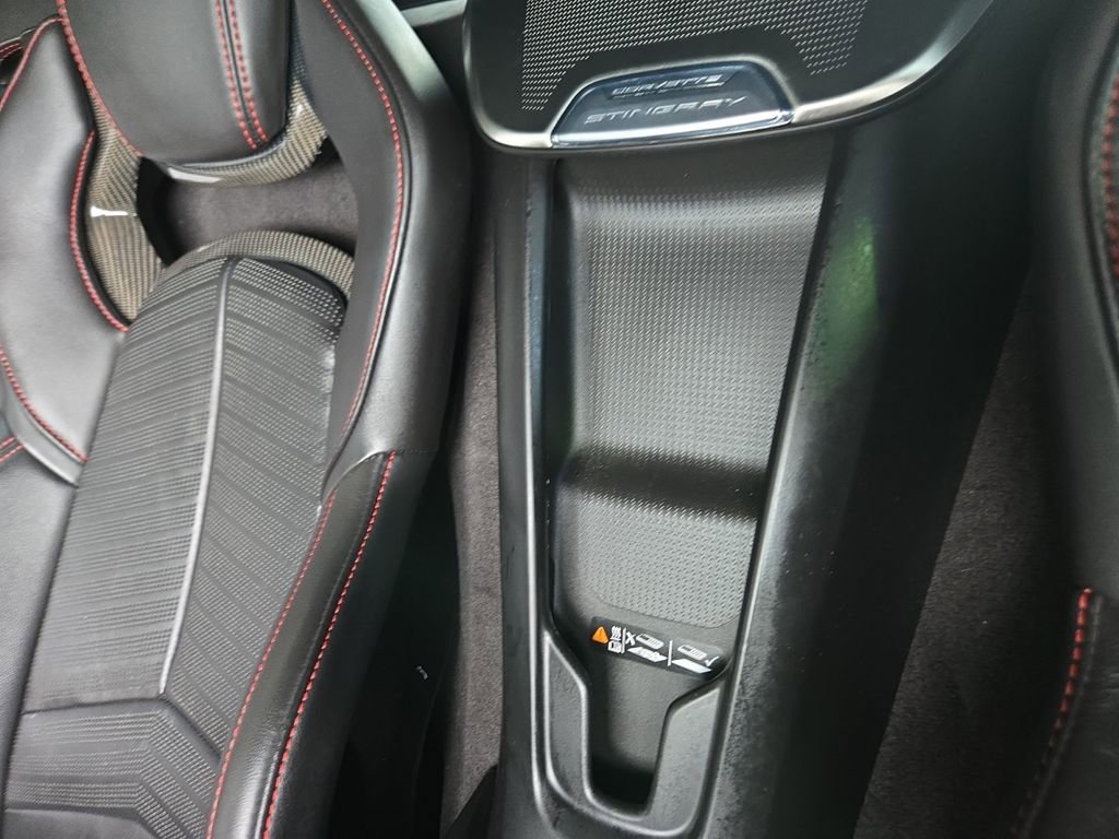 Used 2020 Chevrolet Corvette Stingray Premium Cpe w/ 3LT Preferred Equipment Group image 29