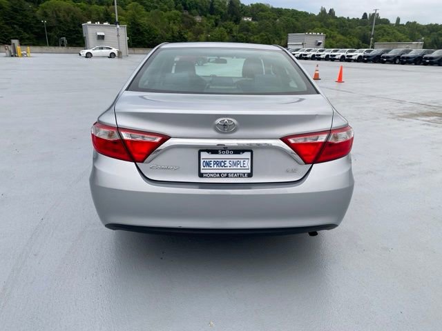 Used 2016 Toyota Camry LE FWD image 7