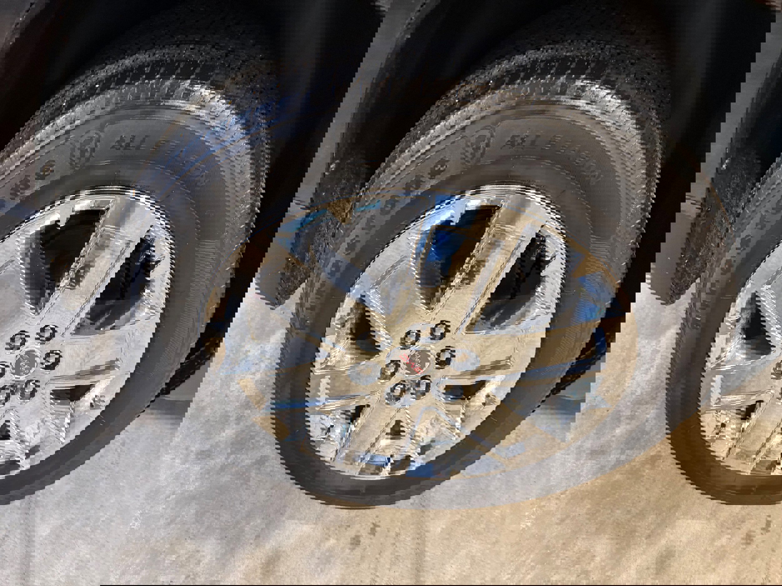 Used 2017 GMC Acadia Limited SLT image 18