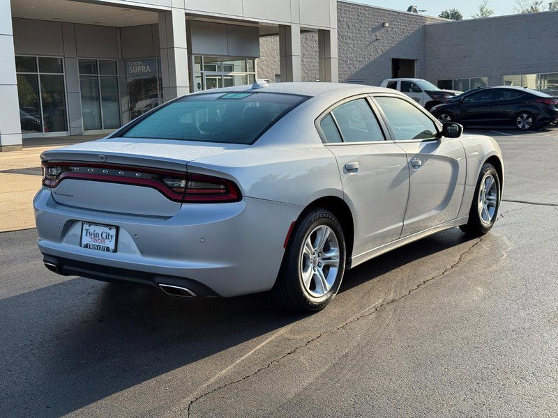 Used 2023 Dodge Charger SXT image 3