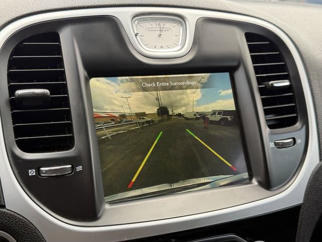 Used 2023 Chrysler 300 Touring RWD image 22