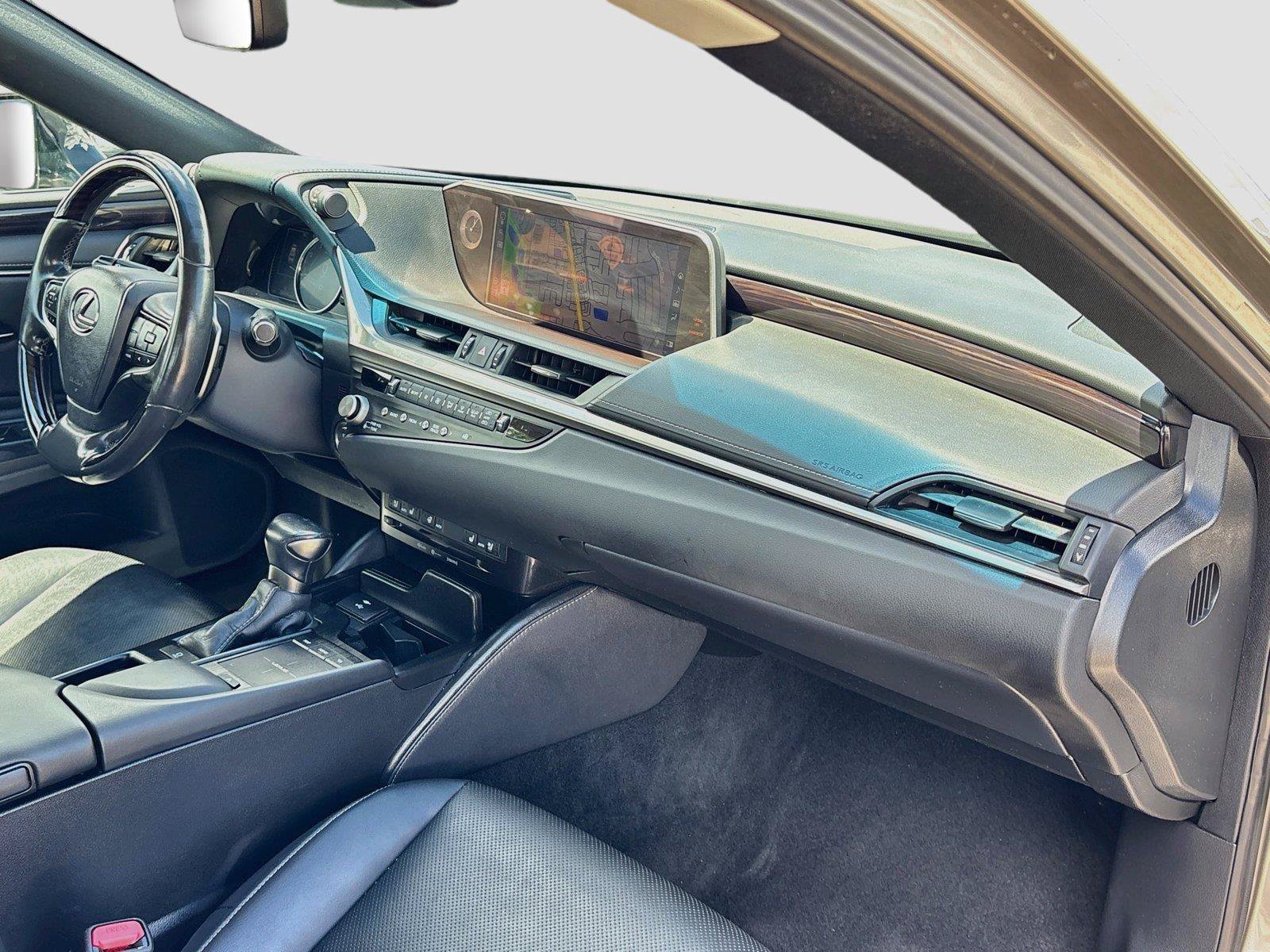 Used 2021 Lexus ES 250 w/ Premium Package AWD/4WD image 30