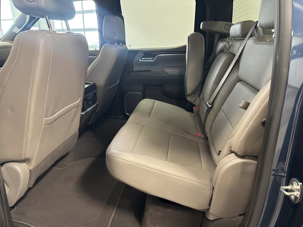 Used 2022 GMC Sierra 1500 SLT w/ SLT Convenience Package image 13