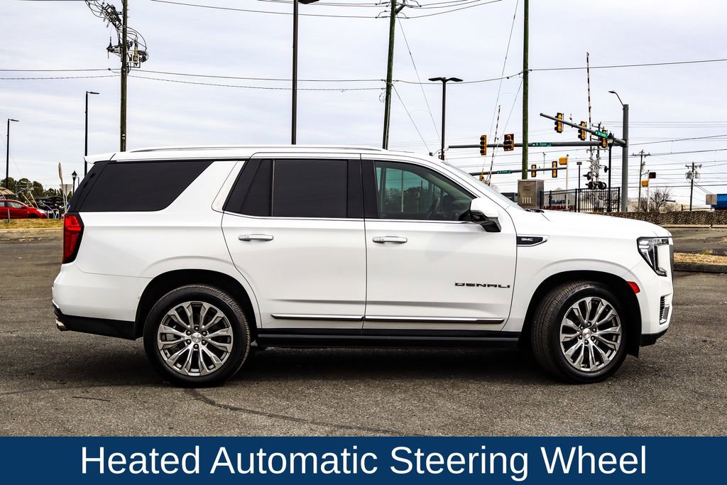 Used 2021 GMC Yukon Denali w/ Denali Premium Package image 9