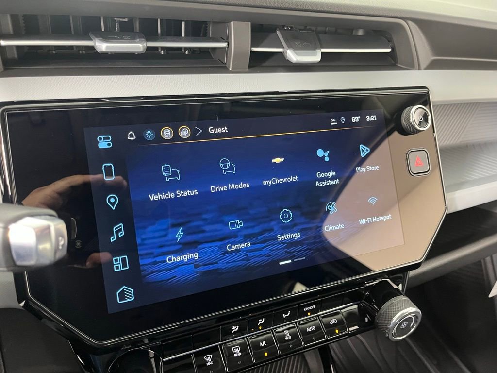 New 2027 Chevrolet Bolt LT w/ LPO, All-Weather Package FWD image 28