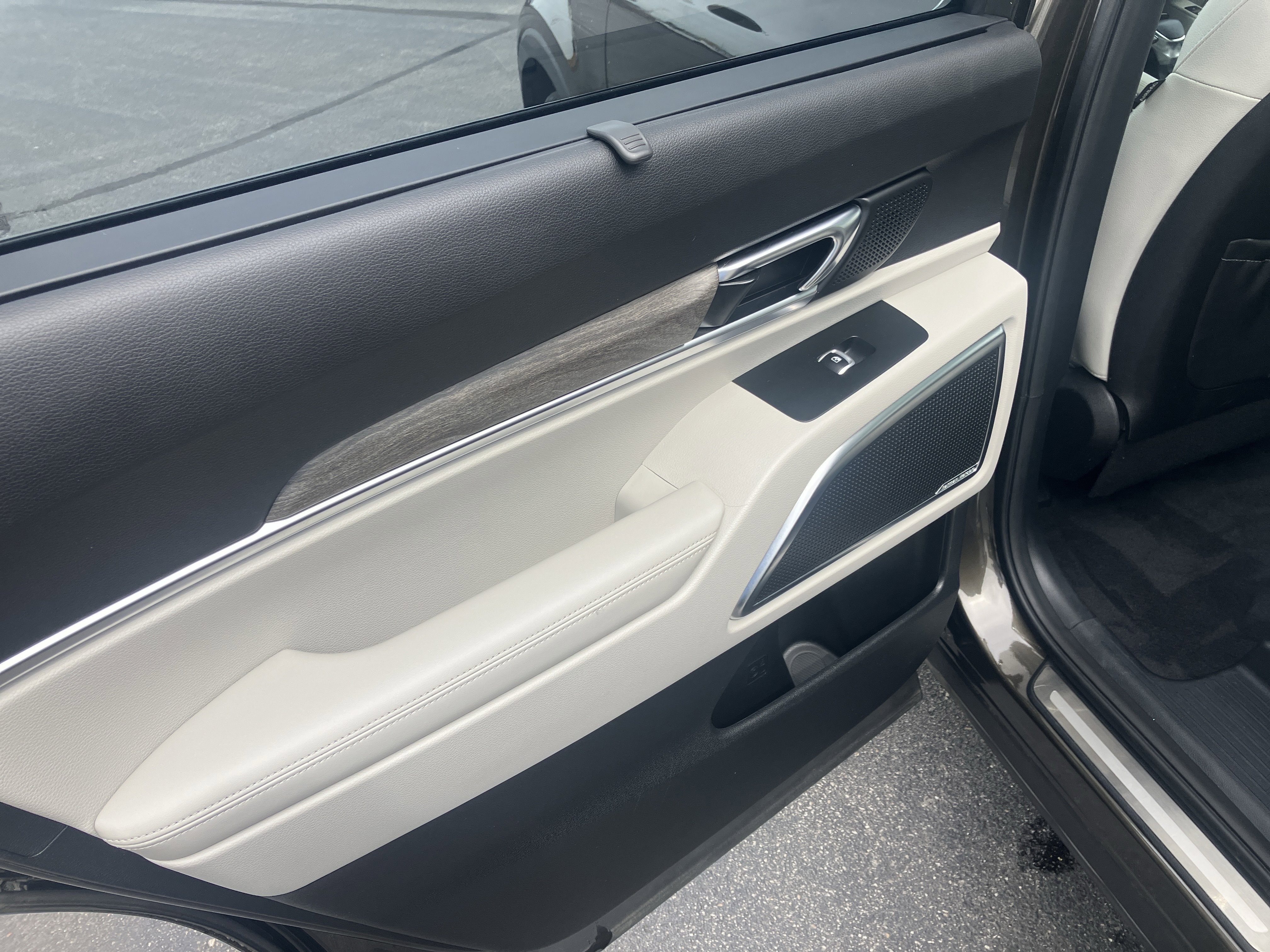 Used 2021 Kia Telluride SX FWD image 12