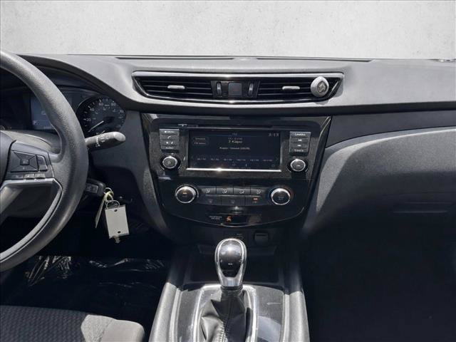 Used 2022 Nissan Rogue Sport S FWD image 19