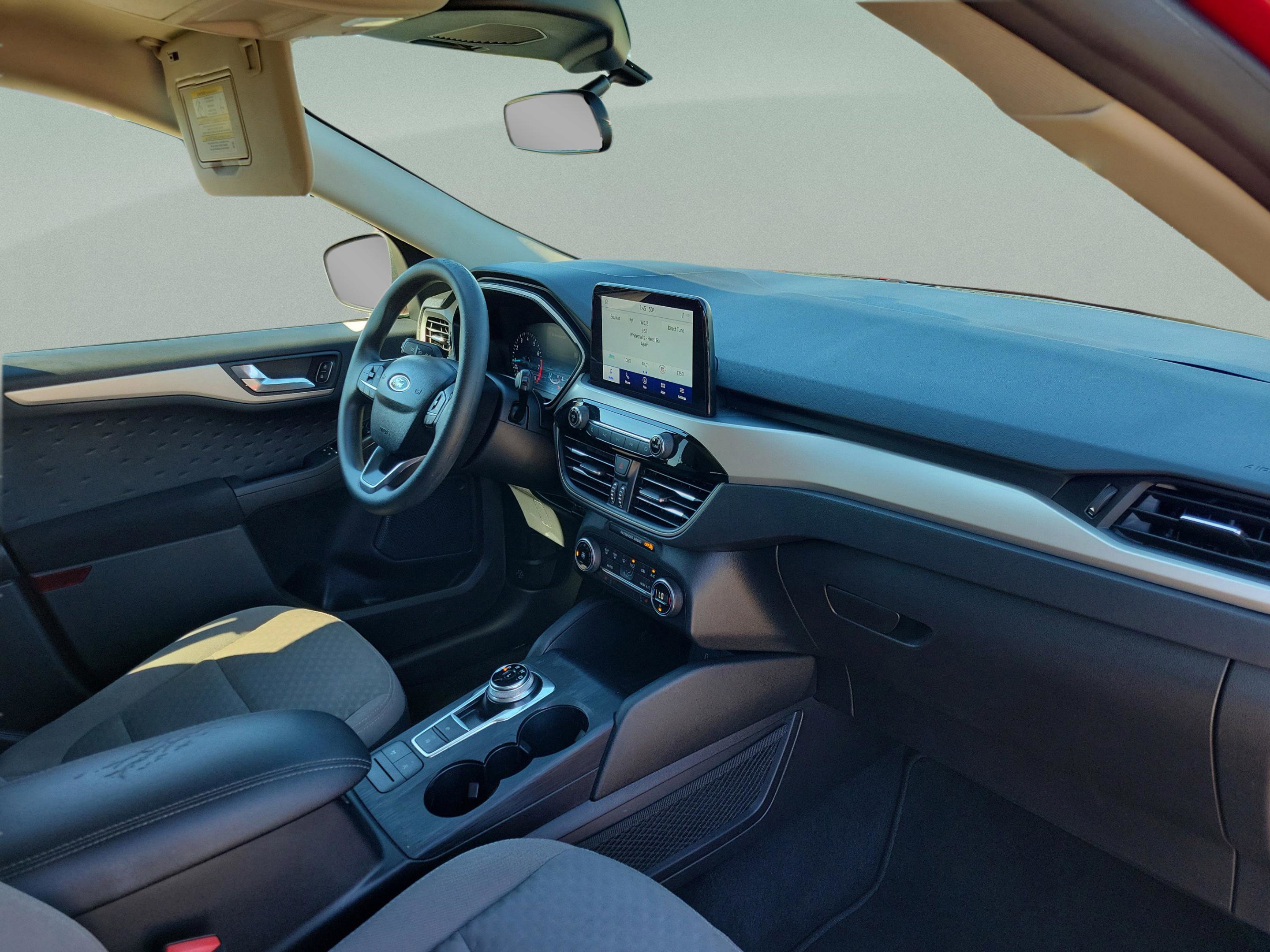 Used 2020 Ford Escape SE image 26