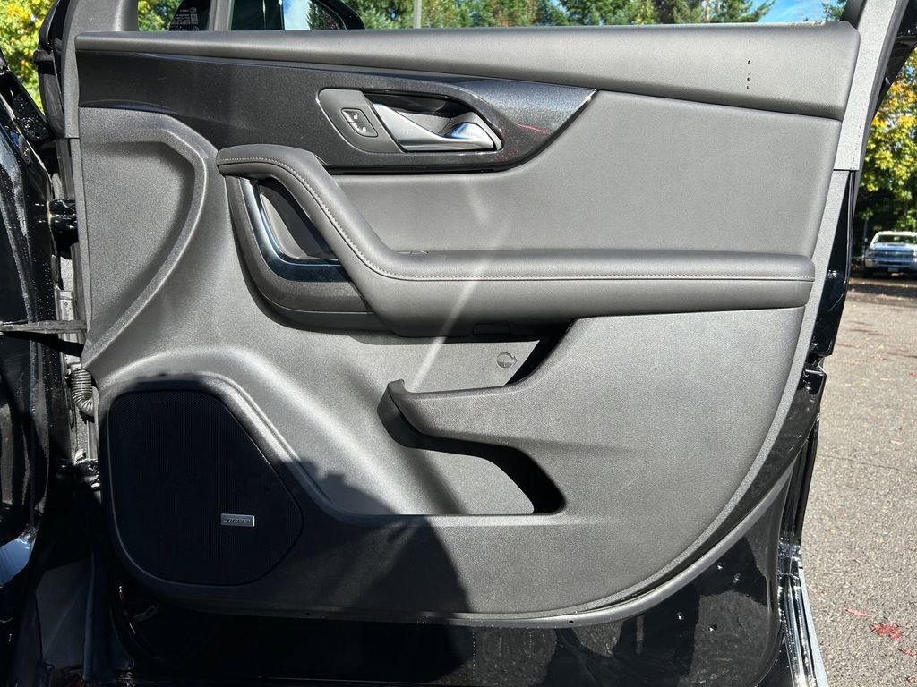New 2025 Chevrolet Blazer Premier w/ Driver Confidence II Package AWD/4WD image 25