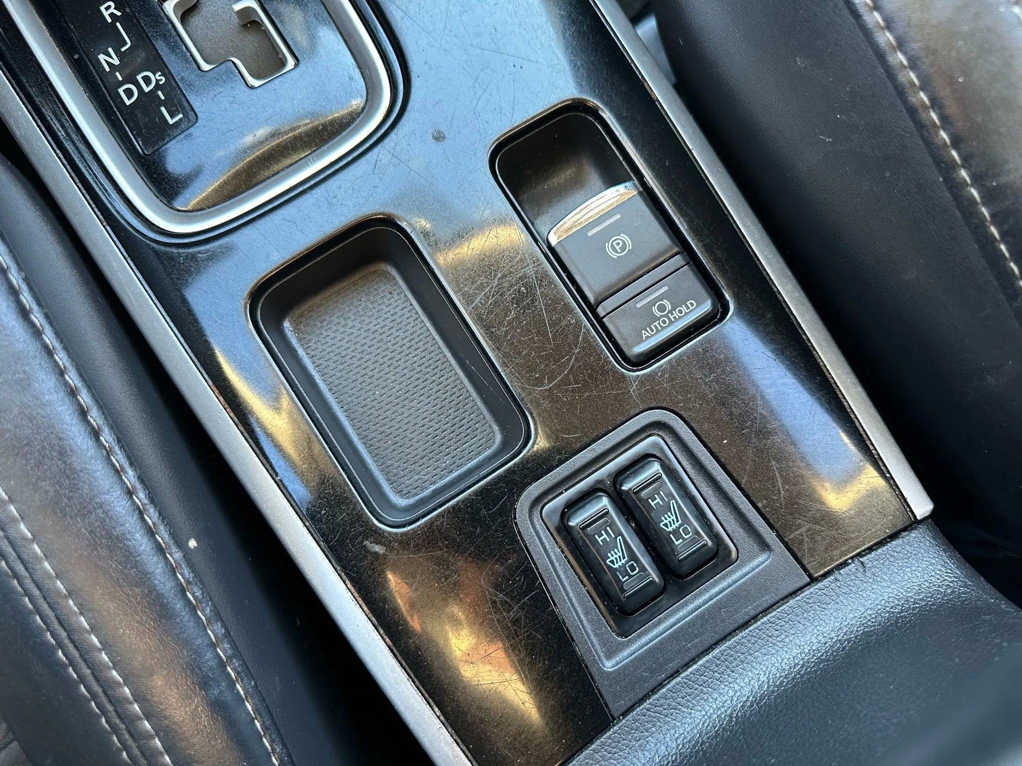 Used 2019 Mitsubishi Outlander SE image 37