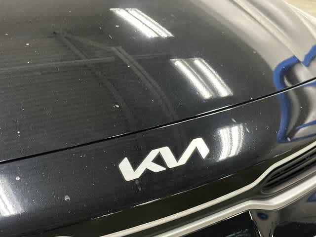 Used 2023 Kia Rio LX FWD image 30