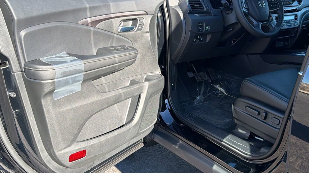 New 2026 Honda Ridgeline RTL image 23