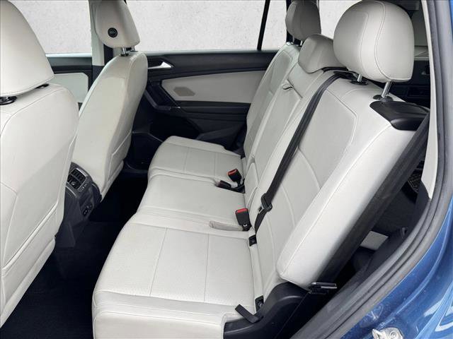 Used 2018 Volkswagen Tiguan SE image 17