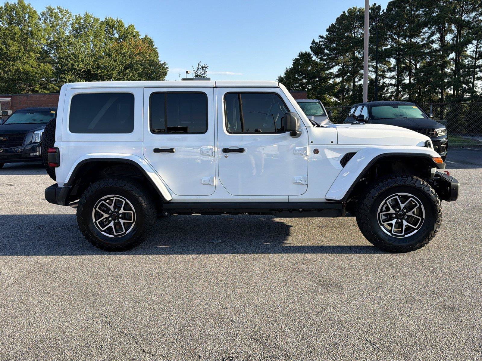 Used 2026 Jeep Wrangler Unlimited Rubicon AWD/4WD image 4