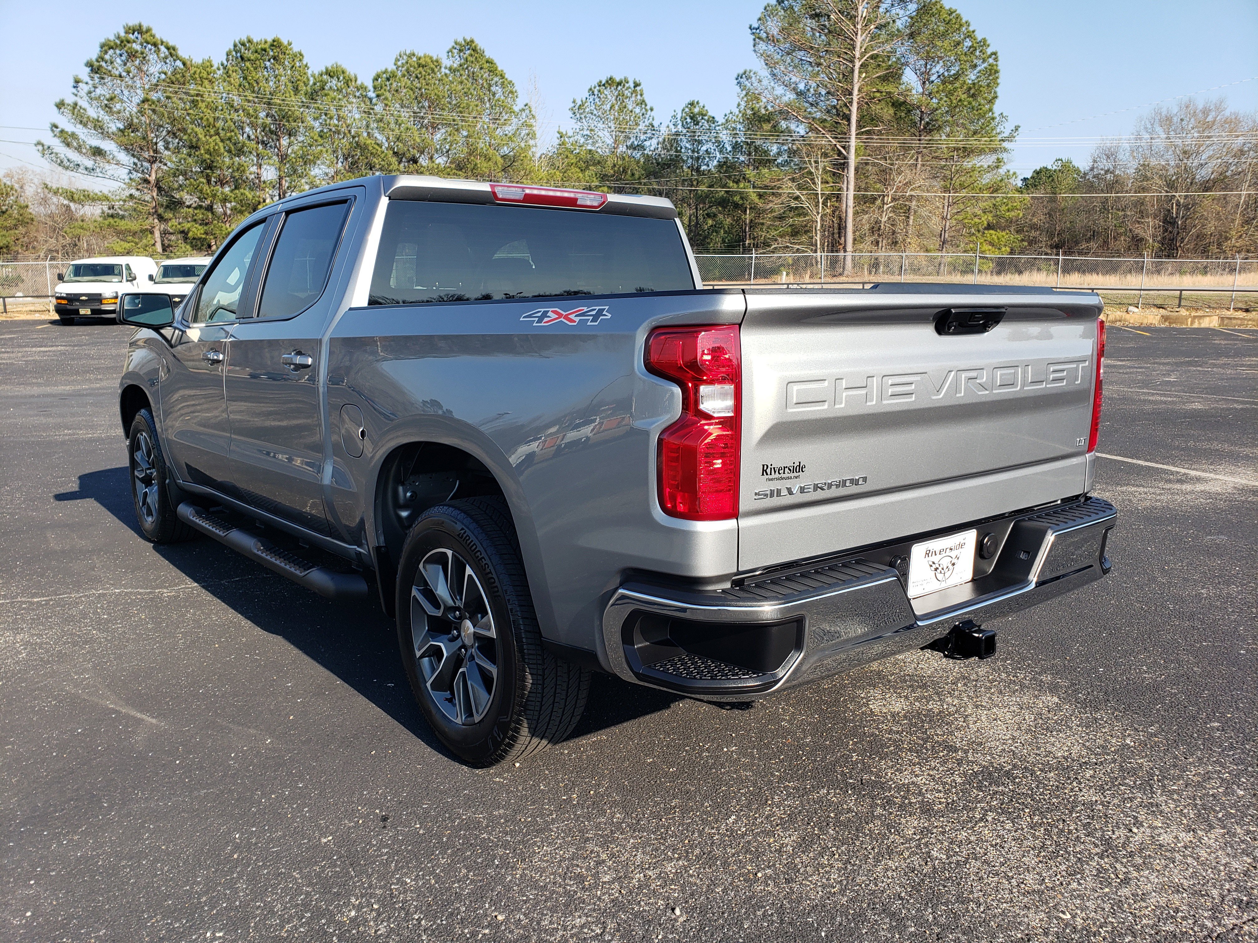 Used 2023 Chevrolet Silverado 1500 LT image 4