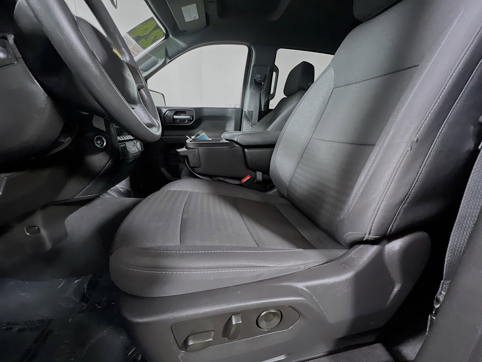 Used 2024 Chevrolet Silverado 1500 Custom w/ LPO, Dark Essentials Package image 15