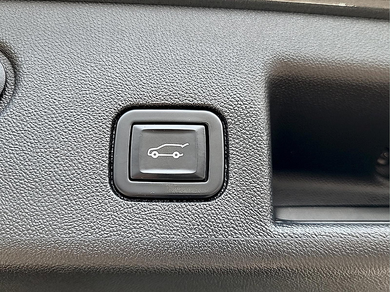 Used 2021 Chevrolet Equinox LT AWD/4WD image 27