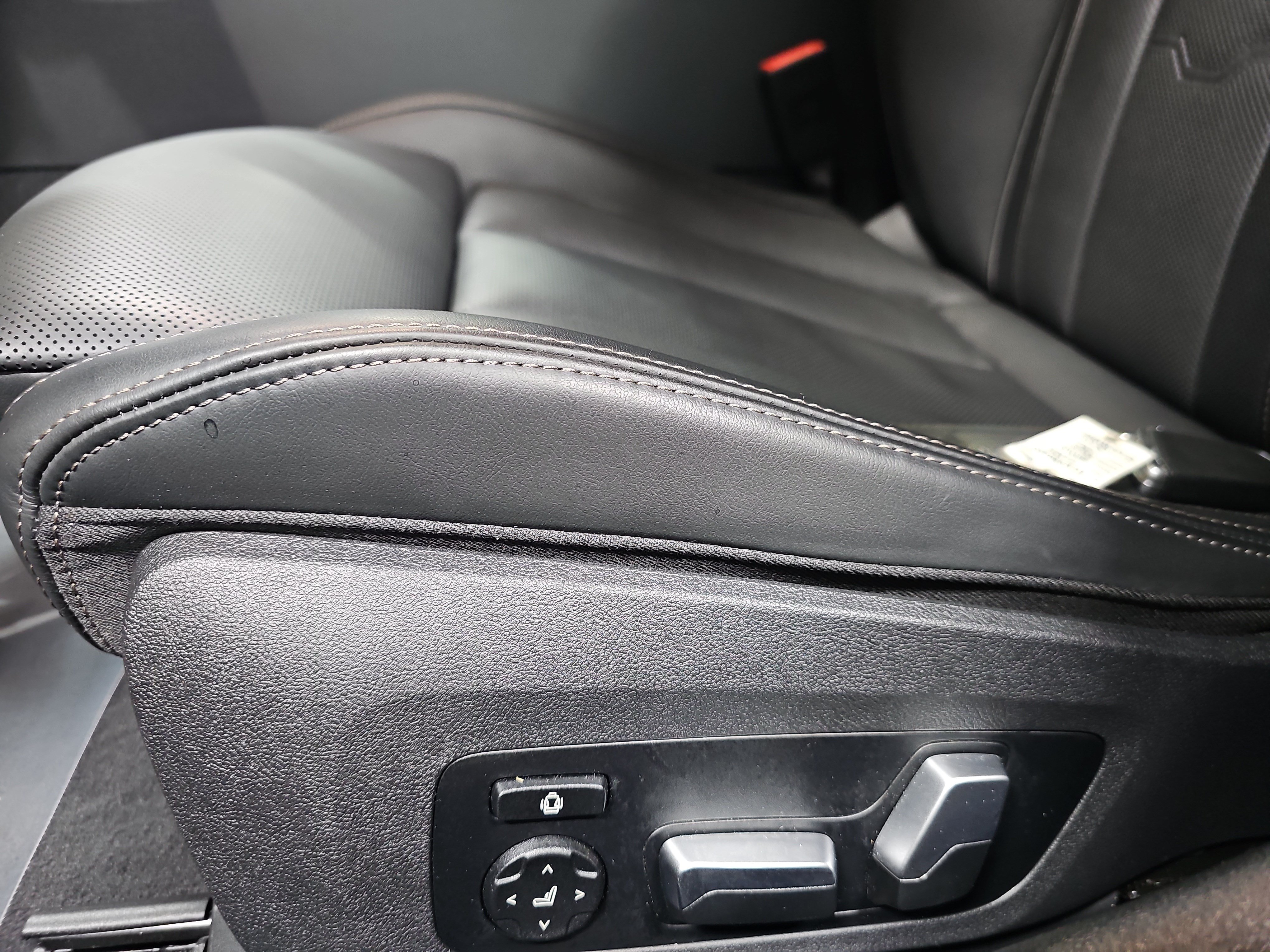 Used 2026 BMW 840i RWD image 30