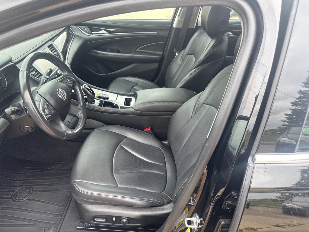 Used 2019 Buick LaCrosse Essence w/ Sun and Shade Package AWD/4WD image 17