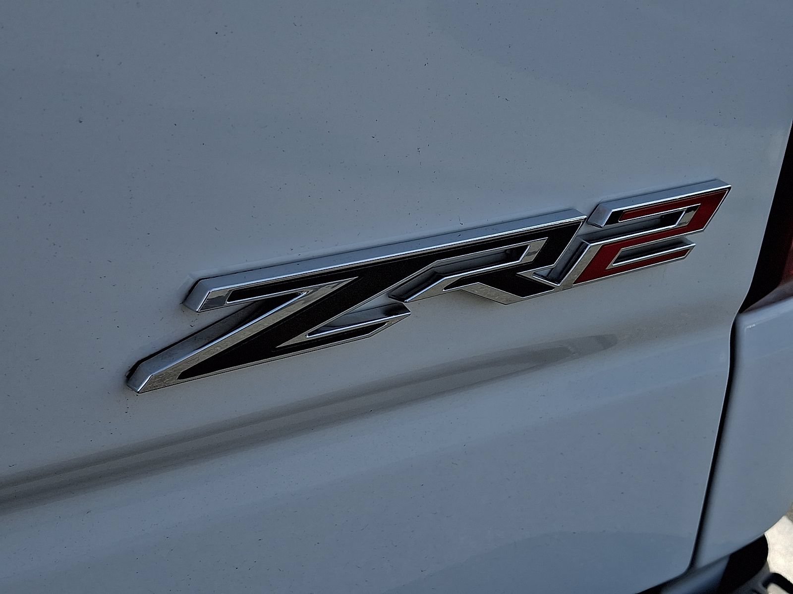 Used 2024 Chevrolet Silverado 1500 ZR2 w/ Technology Package AWD/4WD image 33