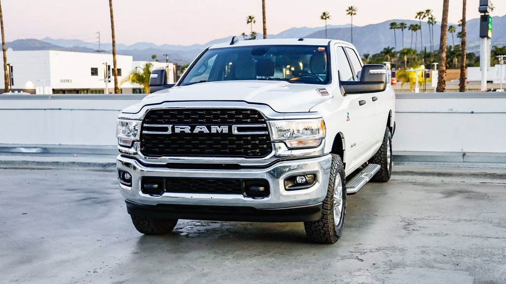 Used 2024 RAM 3500 Big Horn image 4