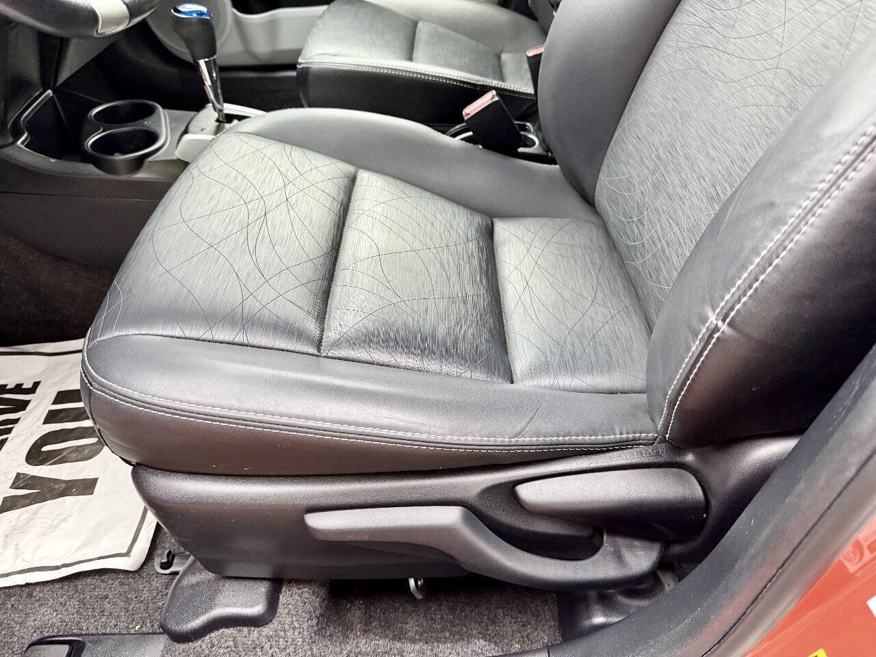 Used 2014 Toyota Prius C Four FWD image 34