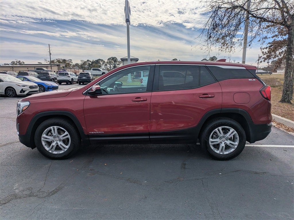 Used 2021 GMC Terrain SLE image 8