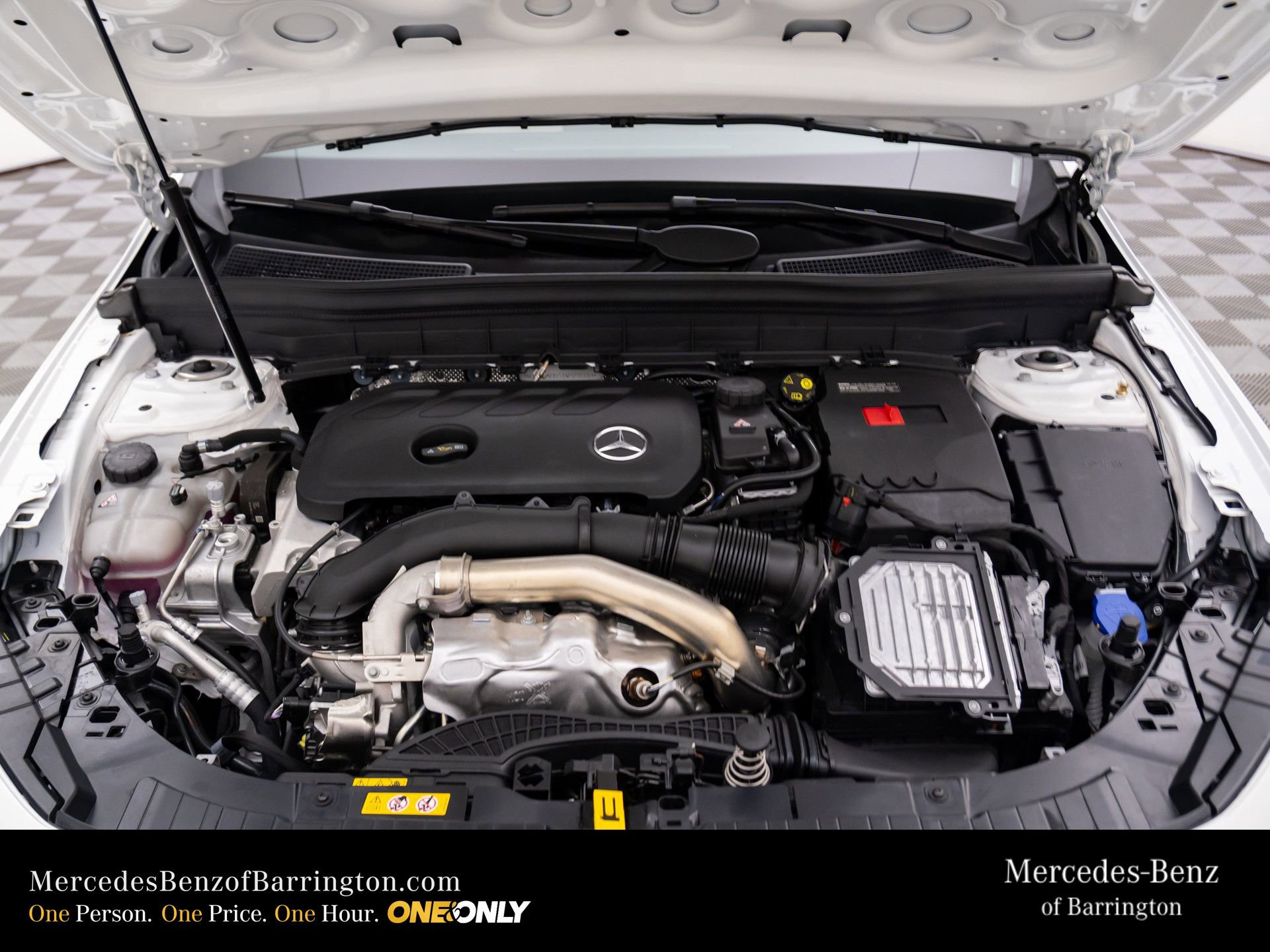 New 2026 Mercedes-Benz GLB 250 4MATIC image 32