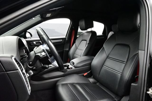 Certified 2022 Porsche Cayenne Platinum Edition AWD/4WD image 5