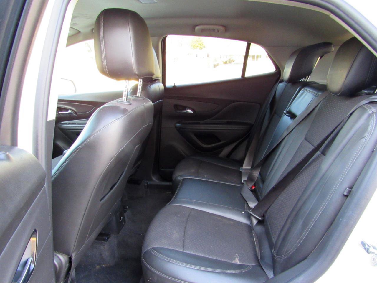 Used 2020 Buick Encore Sport Touring w/ Safety Package image 5